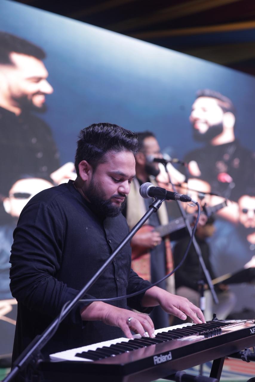 Rehnuma Live Performance 14